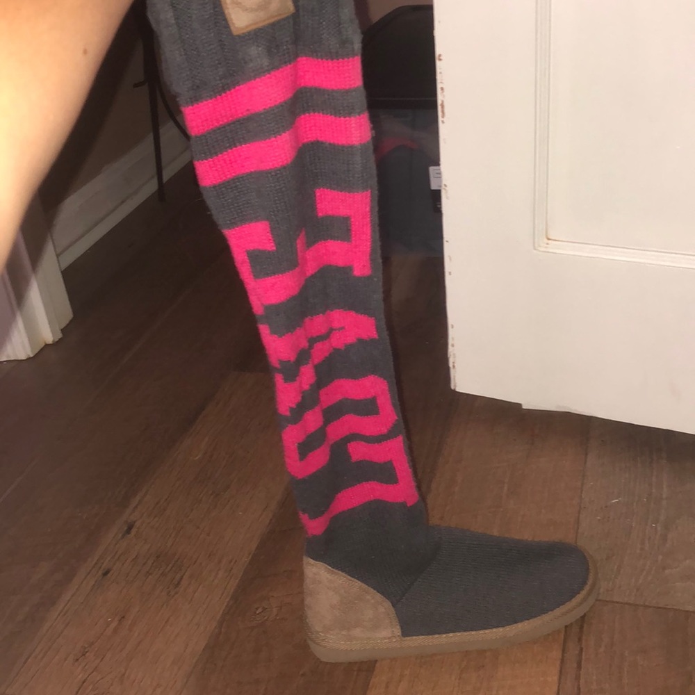 PINK booties - Picture 3 of 5